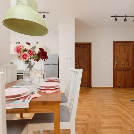 Apartman Bobrowiecka By Renters *