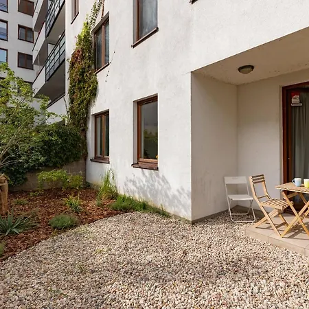 Bobrowiecka By Renters