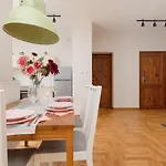 Lägenhet Bobrowiecka By Renters *