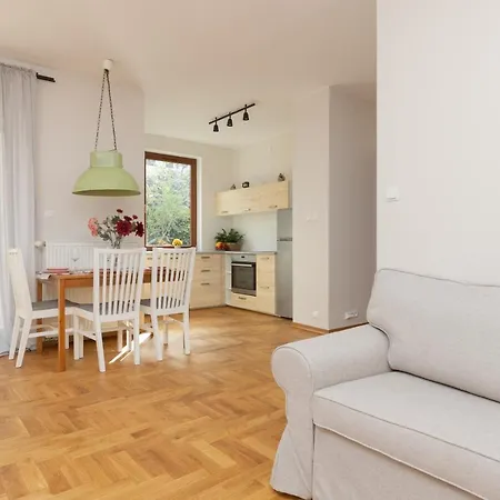 Bobrowiecka By Renters *